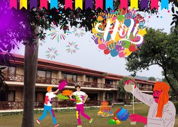 Infinity Resort Corbett Holi Package