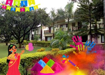 Corbett Maya Resort Holi Package