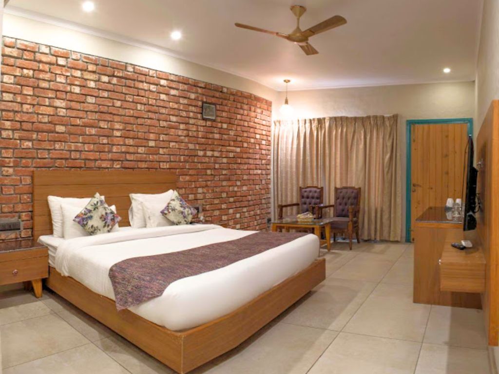 THE BAAKHLI RECEPTION