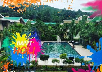 Maulik Mansion Resort Holi Package