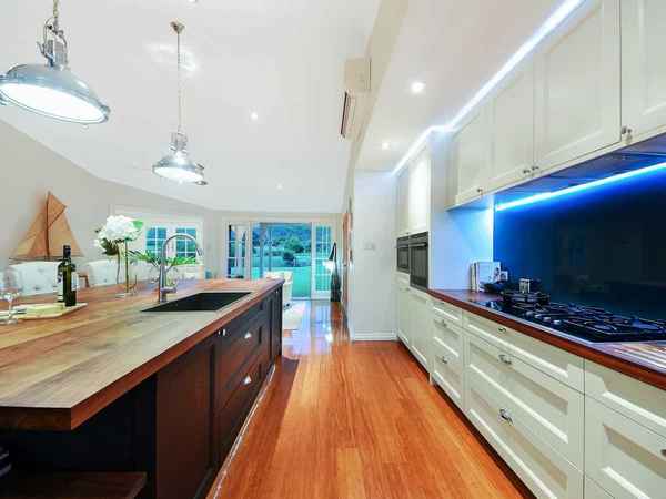 Westwood Kitchens North Brisbane - Kitchen Renovations In Lawnton