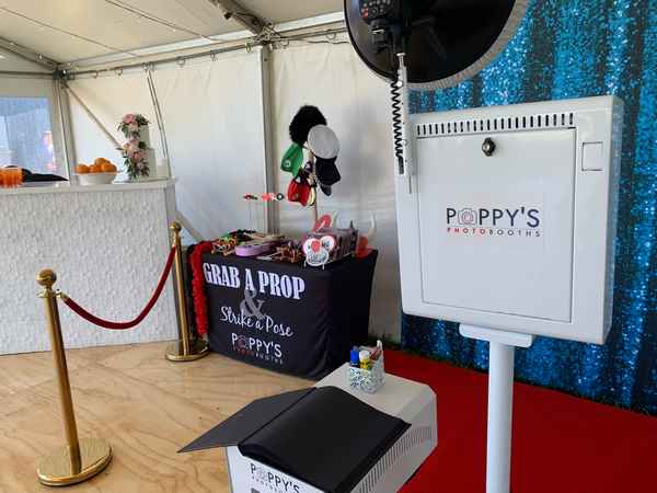 Poppy's Photobooths - Party Supplies In Rowville