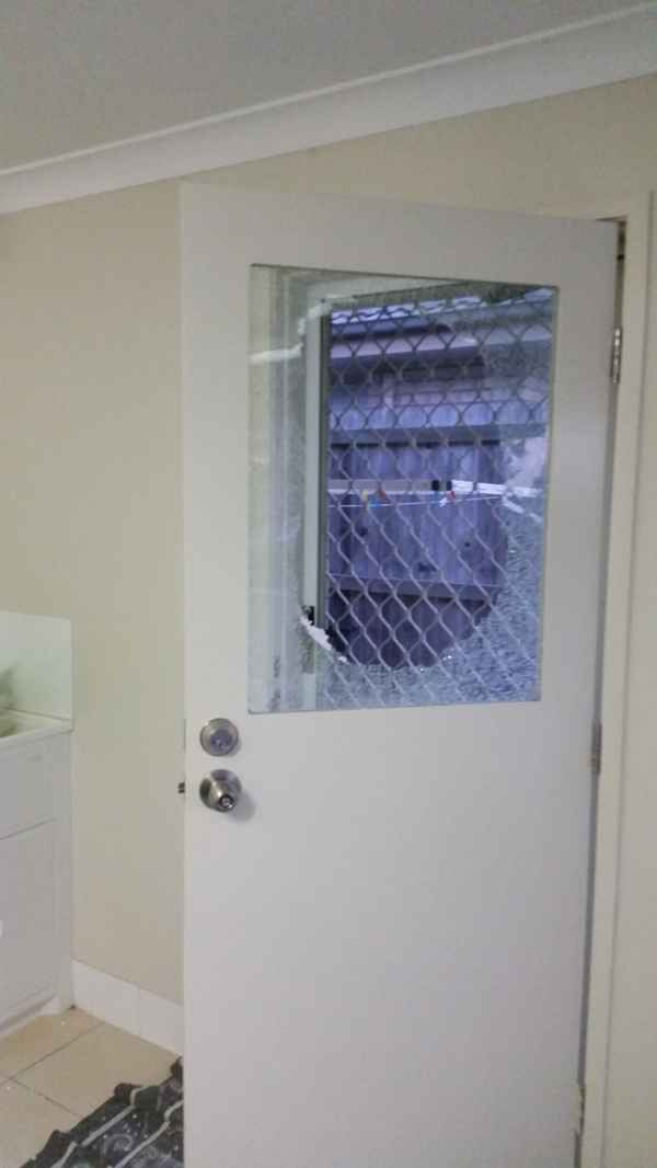 Unbreakable Glass - For Unbeatable Service - Glaziers In Browns Plains