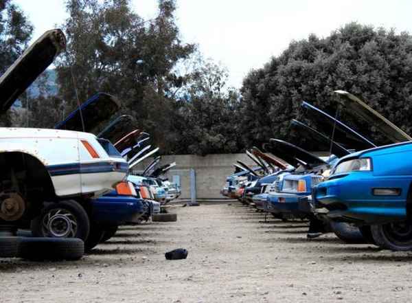 Cash for Junk Cars Redcliffe - Automotive In Brendale