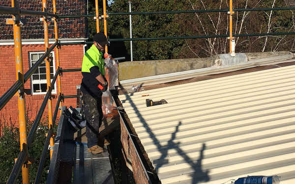 Gutters R Us - Roofing In Rowville