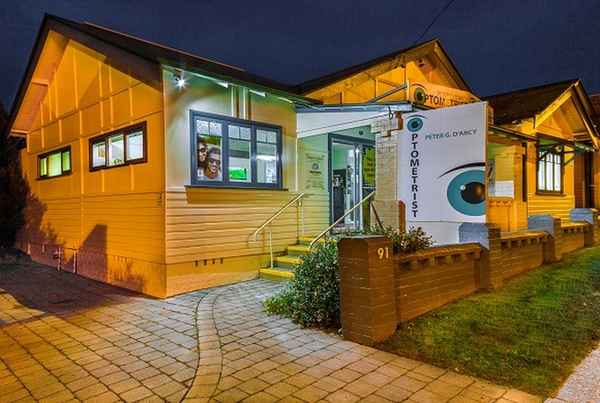 Peter D’Arcy Optometrist - Opticians In Bega