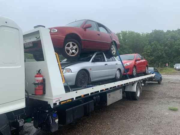 Fast Car Removals Brisbane - Towing Services In Rocklea