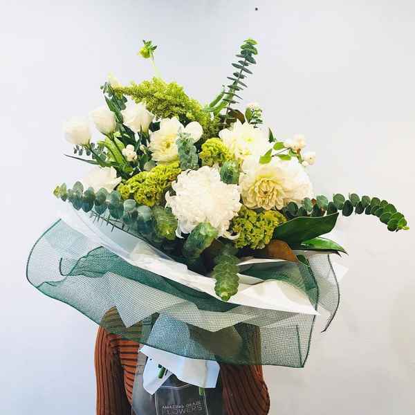 Amazing Graze Flowers - Florists In Essendon