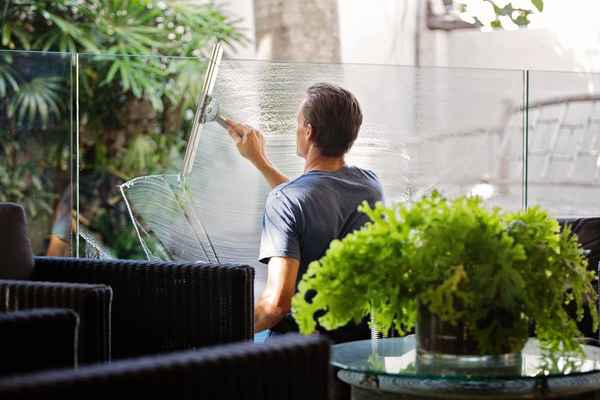 SAS Window Cleaning - Cleaning Services In Welshpool