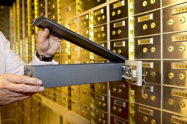 Private Vaults Australia - Storage In Redcliffe