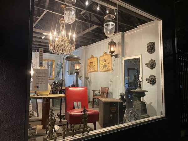 Architectural Heritage - Antiques & Furniture In Leichhardt