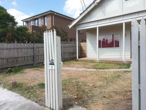 One Man's Rubbish - Rubbish & Waste Removal In Kew