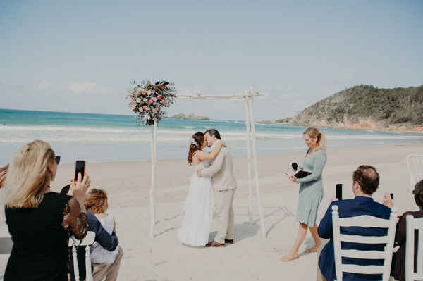 Byron Bay Celebrant (Civil) - Wedding Planners In Byron Bay