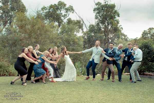 Riss Wedding Photography - Photographers In Macquarie Links