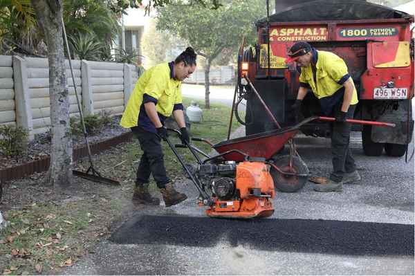 Pothole People Qld - Construction Services In Murarrie