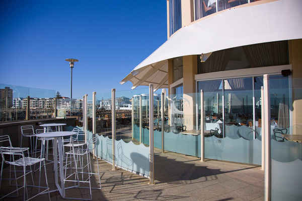 Sammy's on the Marina - Restaurants In Glenelg