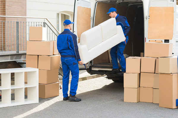 Red Rock Man with Van - Removalists In Melbourne