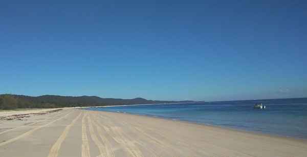 Moreton Island Caravan Accommodation - Campgrounds & Caravan Parks In Bulwer