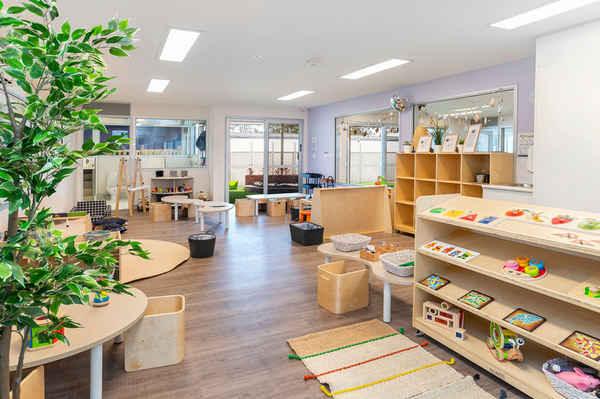 Jacaranda Early Education - Child Day Care & Babysitters In Biggera Waters