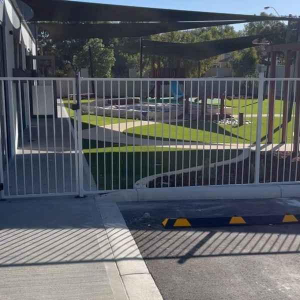 City Bollards Australia - Parking In Canning Vale DC