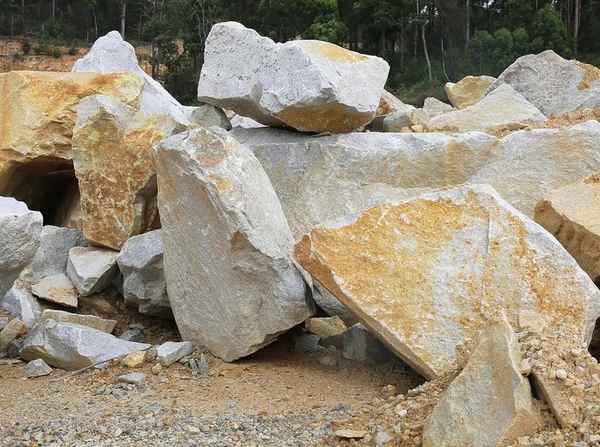 Valla Quarry - Quarries In Valla