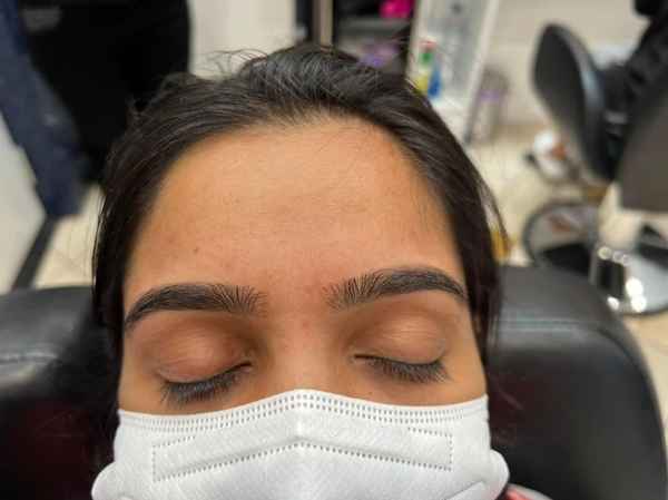 Royal Threading and Beauty - Beauty Salons In Hobart