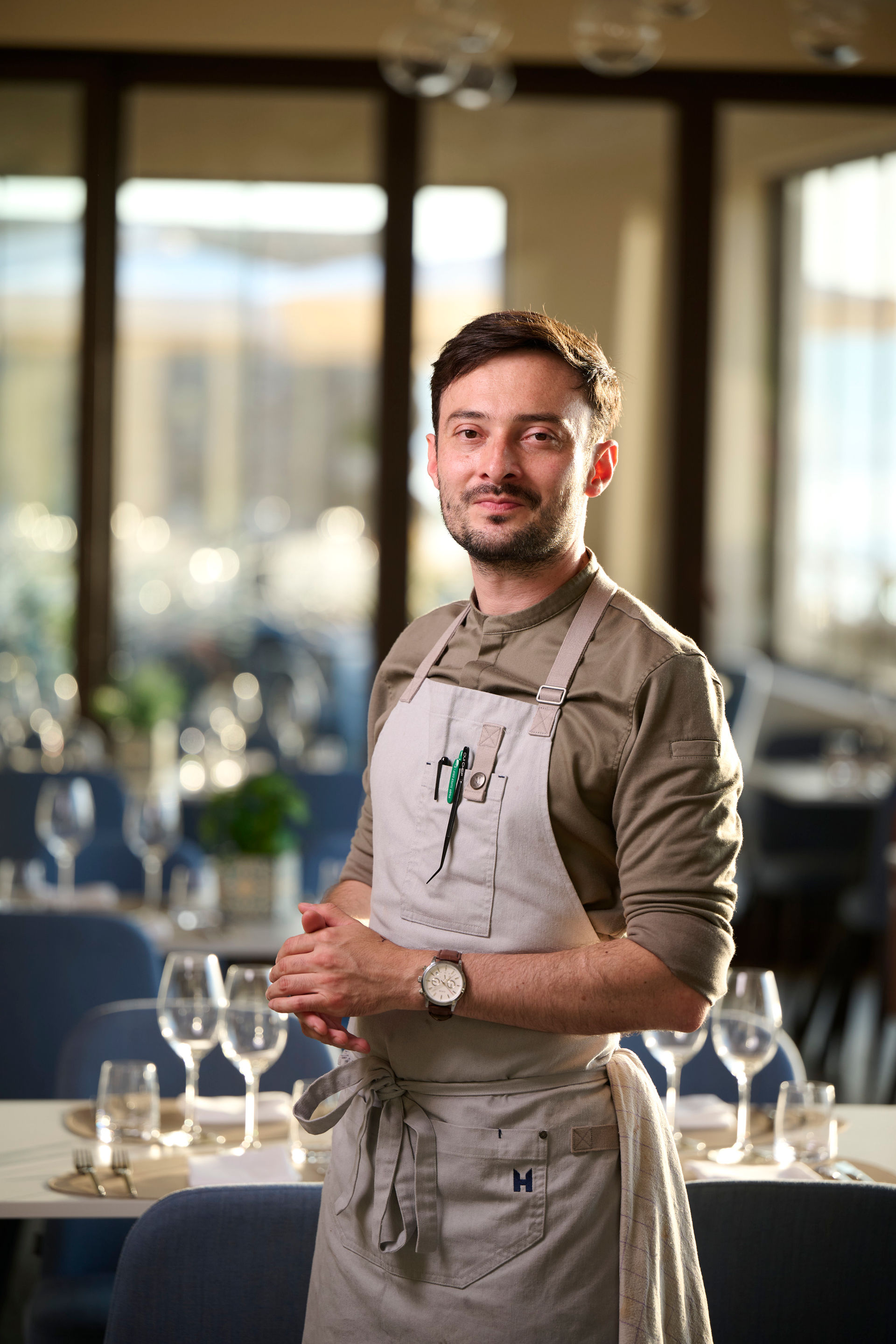 carousel-big-image-0