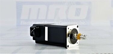 Servomotore Yaskawa AC SGMJV-01AAA61 – Nuovo In Scatola, Per PLC E Automazione