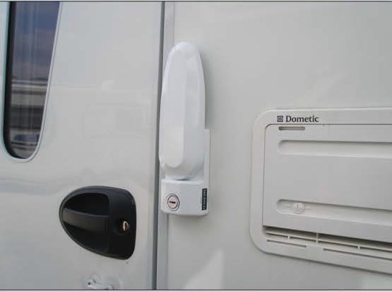 SECURITY DOOR LOCK SINGLES