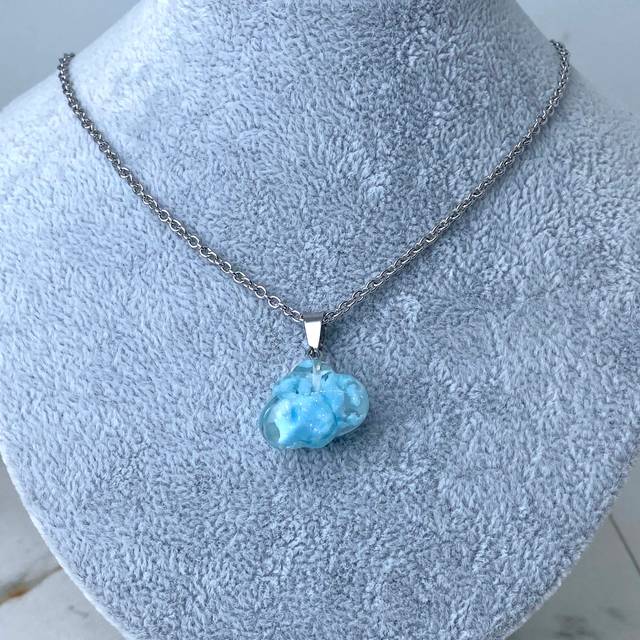 COLLAR CIELO FORMA NUBE - CELESTE