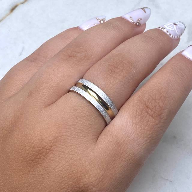 ANILLO ALIANZA 1 LINEA DORADA