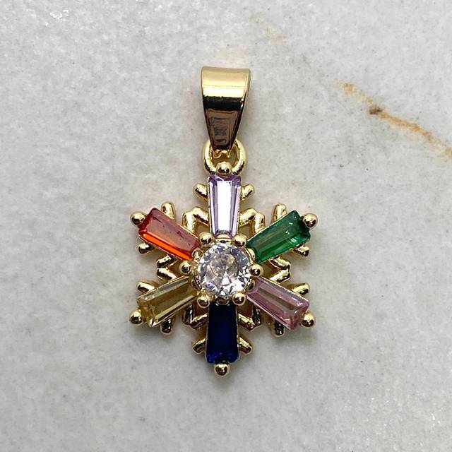 DIJE ACERO DORADO SNOW CON MICROCRISTALES COLORES