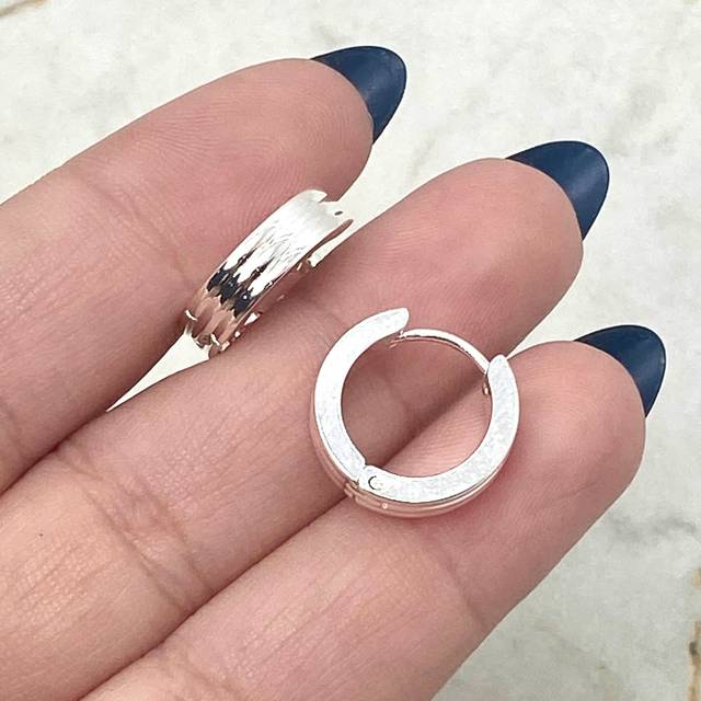 ARGOLLA ACERO BLANCO CUBANA MINI 3 LINEAS LABRADAS