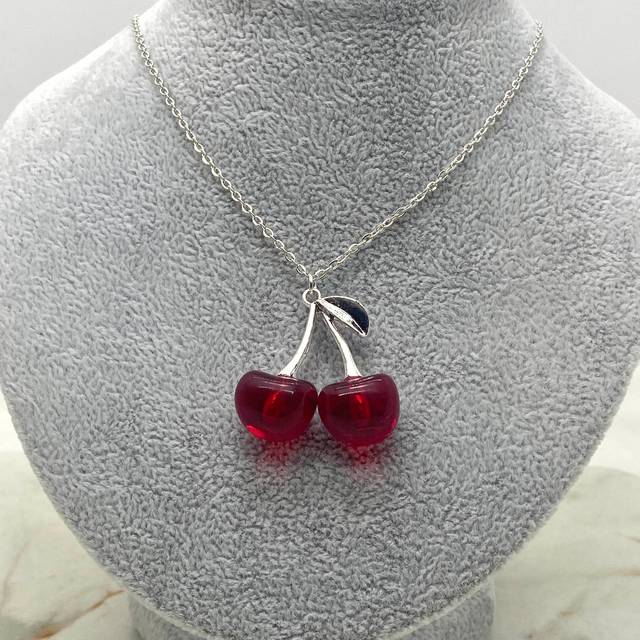 COLLAR ACERO BLANCO - CEREZA GRANDE