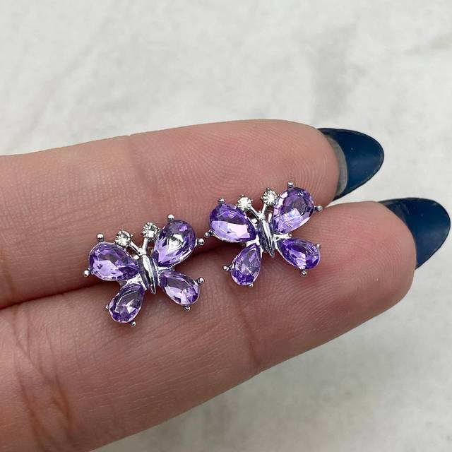 AROS MARIPOSA CON CUBICS - LILA