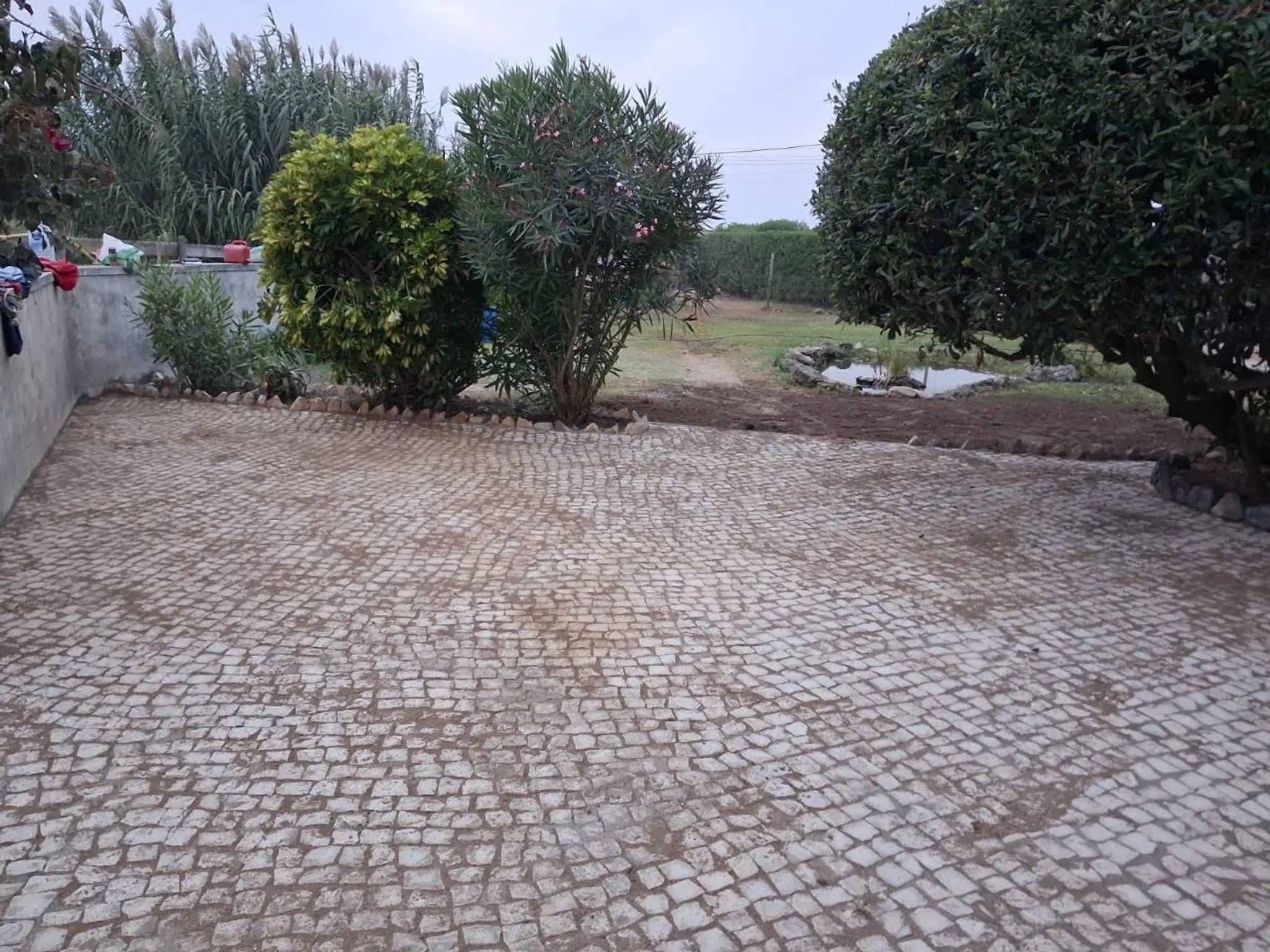 Colares Calçada and Paver Courtyard — 3