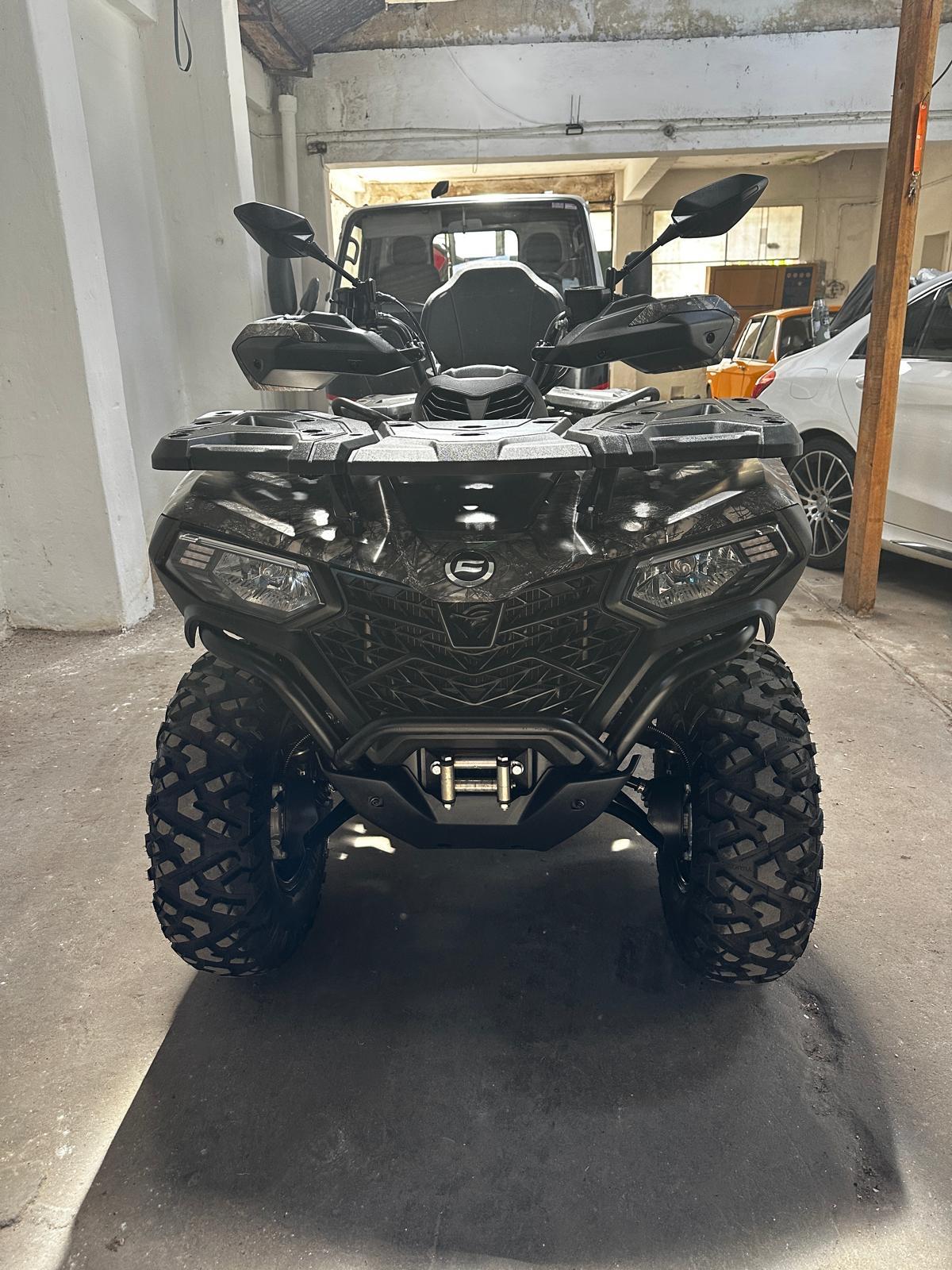 CFMOTO CForce 520L