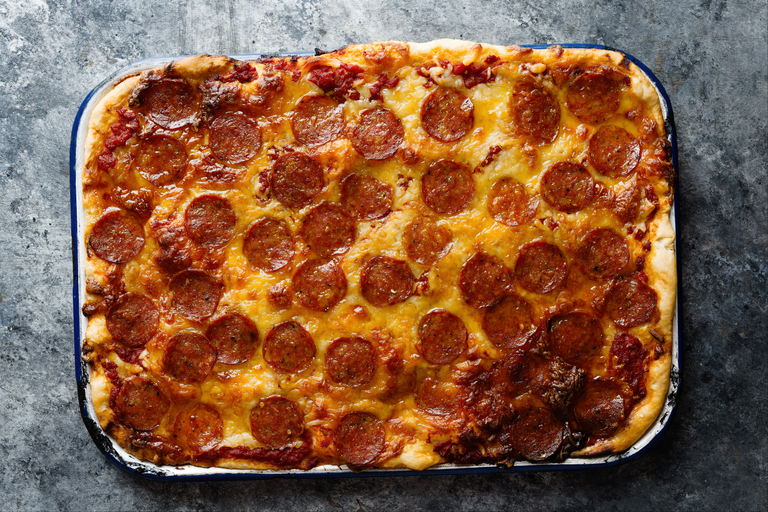 How To Make Detroit Style Pepperoni Pizza At Home