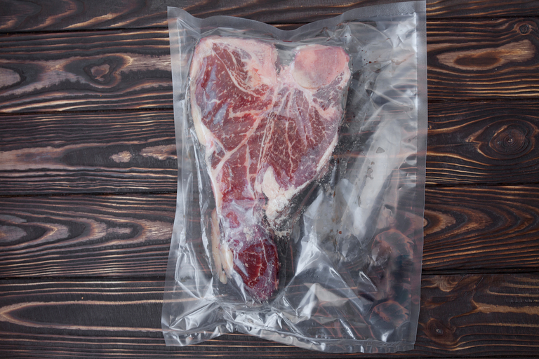 https://ik.imagekit.io/munchery/blog/tr:w-768/safely-freezing-defrosting-meat-at-home.jpeg
