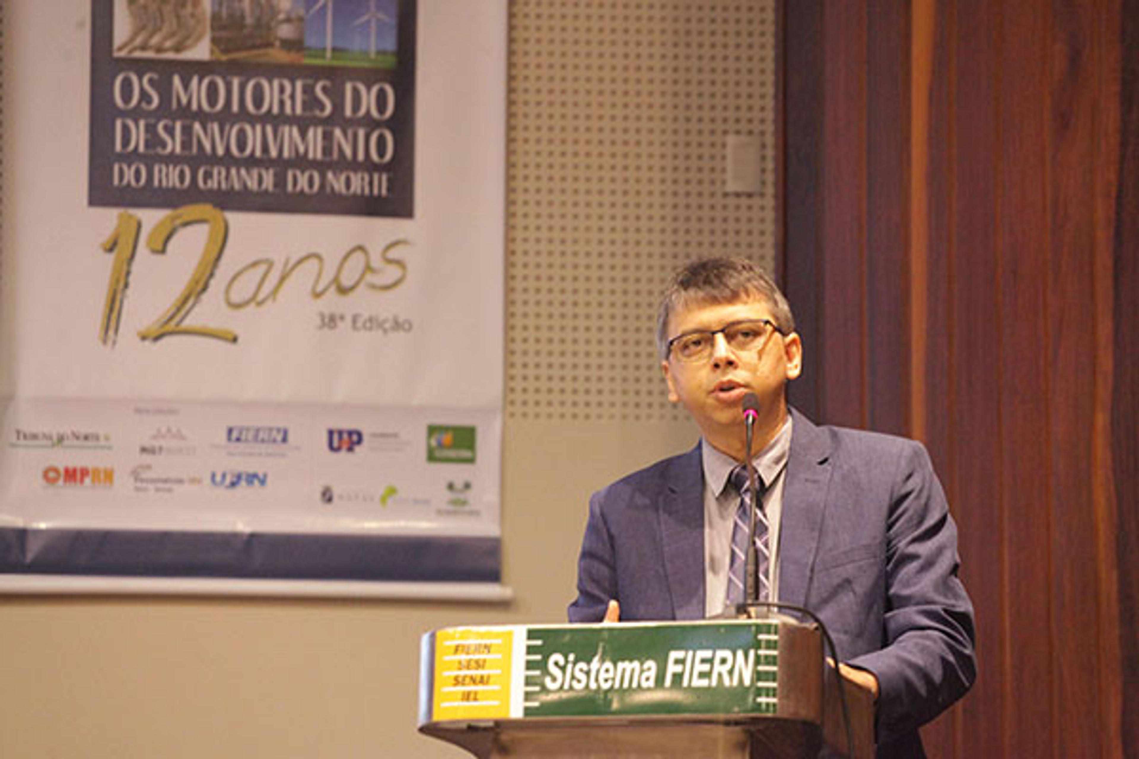 Gutemberg Dias afirma que, para garantir a reposição das reservas brasileiras, os projetos da margem equatorial devem ser destravados