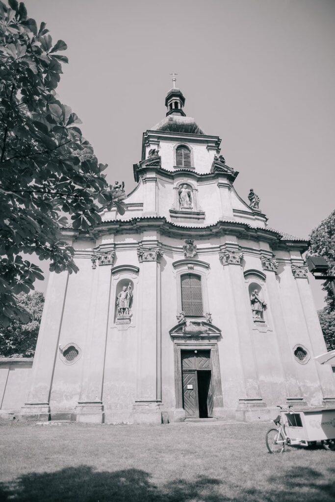 Pohádková svatba Dominiky a Pavla na zámku Peruc 6 loveweddings svatba v zamku peruc luxusni svatby na klic 33 min