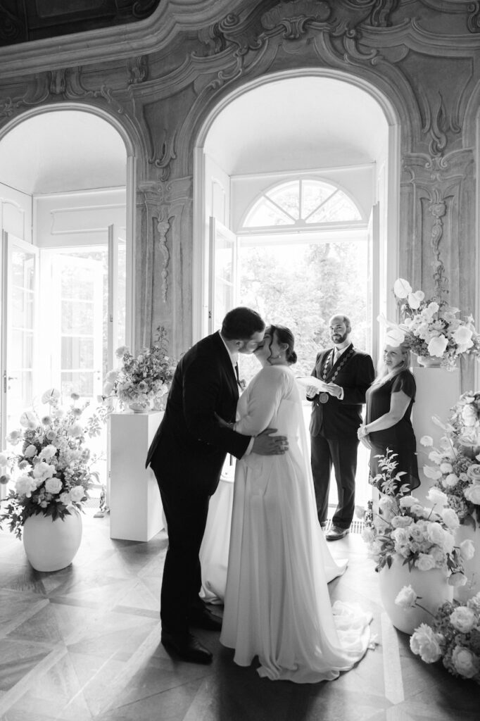 svatebni obrad love weddings