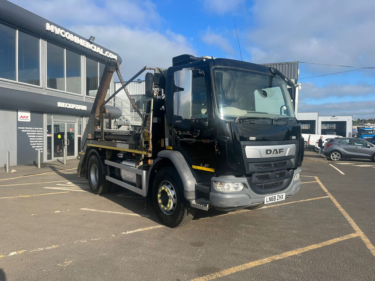 Ready to go DAF LF 260, Skip Loader, 260, 18 Tonne, Day Cab, 6-Speed Manual Gearbox, Rear Window in Cab, 2 Seats in Cab, Multi Function Steering Wheel, Radio, Hyva Autosheet, , -, - | for sale at MV Commercial, the UKs leading Truck, Trailers and Van supplier. (LN68ZHX 100117)