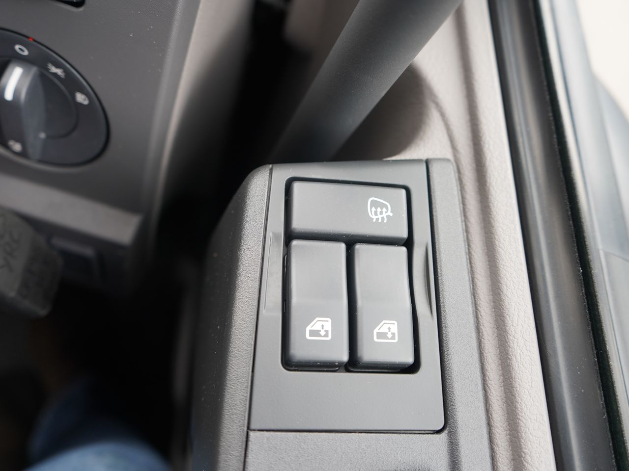 2023 DAF LF 190 Box for sale at MV Commercial