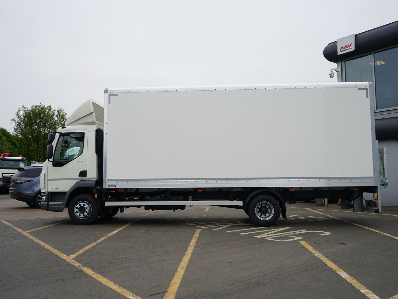 2023 DAF LF 190 Box for sale at MV Commercial