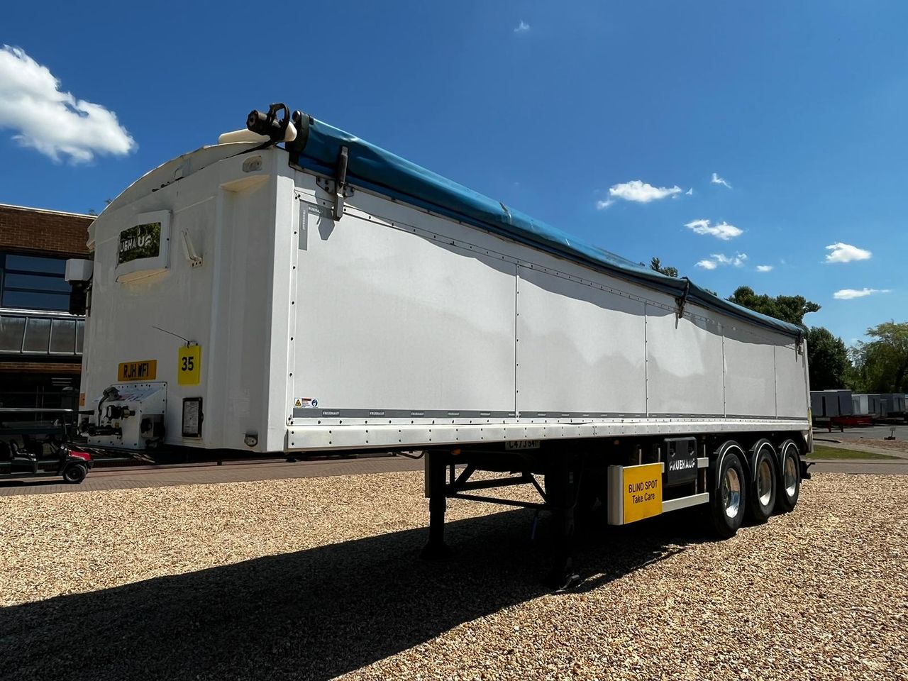 Ready to go Fruehauf Walking floor trailer, Trailers, , 39t, -, -, Sheeting System, Walking Floor, Chapter 8 Markings, Automatic Tailgate, Toolbox, , -, - | for sale at MV Commercial, the UKs leading Truck, Trailers and Van supplier. (C473541 102479)