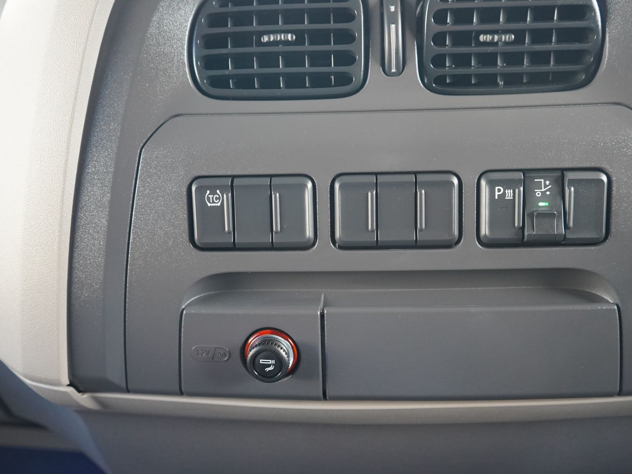 2023 DAF LF 290 Box for sale at MV Commercial