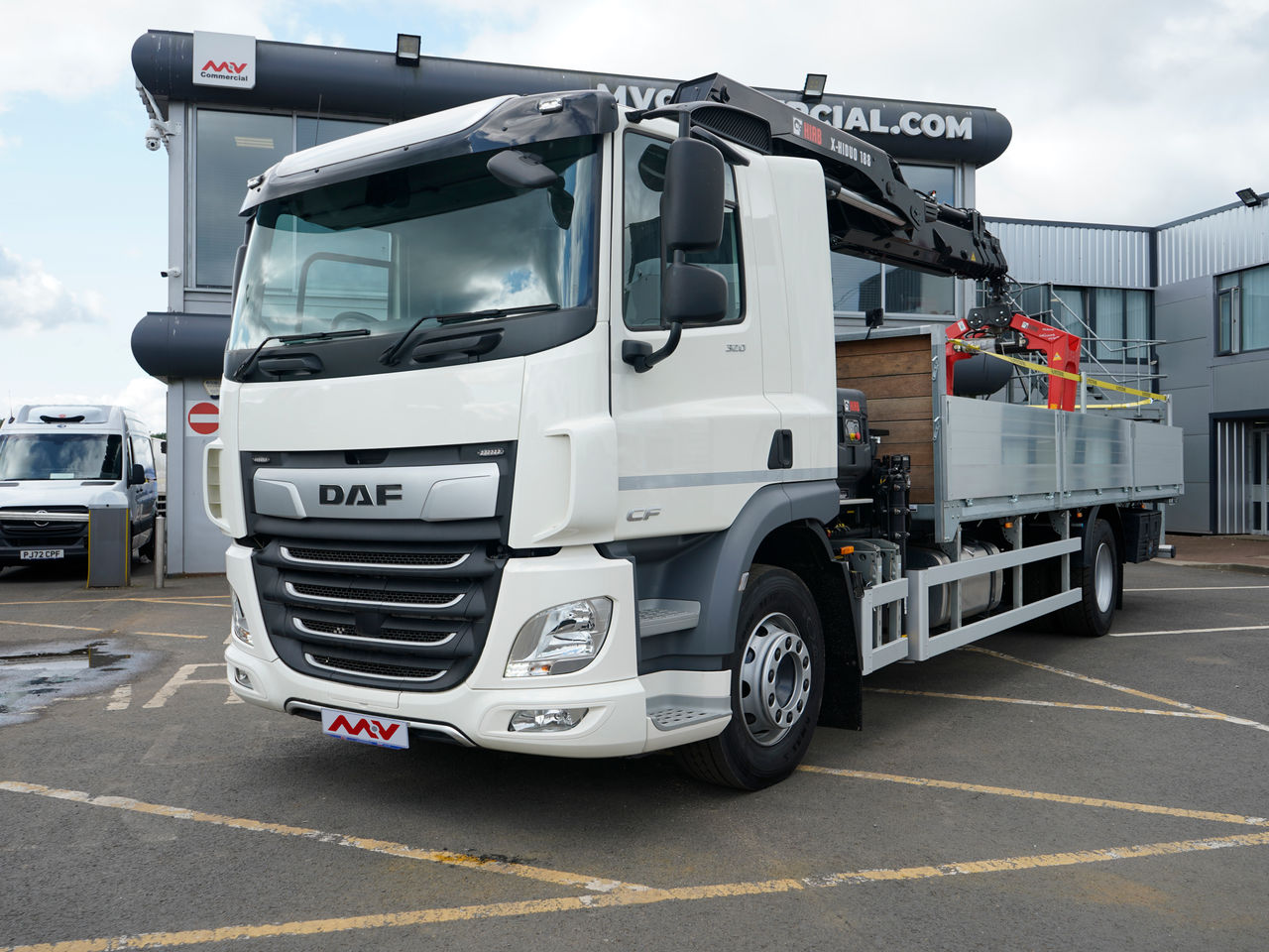 Ready to go DAF CF 320, Flatbed, 320, 18 Tonne, Space Cab, Automatic, Air Conditioning, Cab Heater, Cab Sunvisor , DAF Sound System, Factory Fitted PTO, , HIAB, X-HIDUO 188 B-3 | for sale at MV Commercial, the UKs leading Truck, Trailers and Van supplier. (SN24YMH 105172)