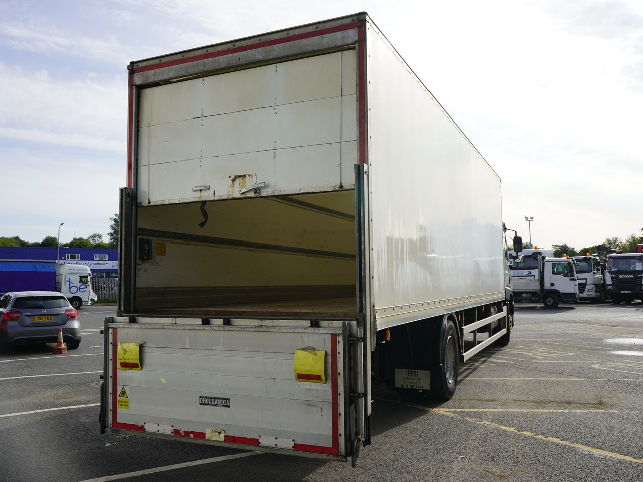 Ready to go DAF CF 320, Box, 320, 18 Tonne, Space Cab, Automatic, Cab Sunvisor , CD Player, Cruise Control and Air Con, DAF Sound System, Dhollandia Column Tail Lift , , -, - | for sale at MV Commercial, the UKs leading Truck, Trailers and Van supplier. (LT69AOY 105202)