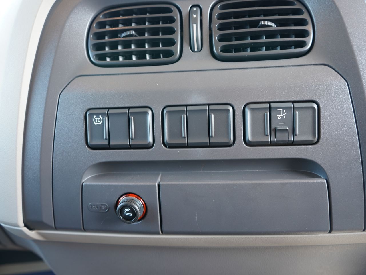 2023 DAF LF 190 Curtainsider for sale at MV Commercial